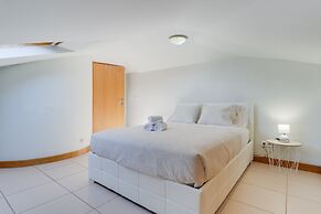 Duplex Camara de Lobos