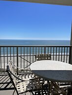 Direct ocean front, 2-bedroom condo in the lovely Royale Palms buildin