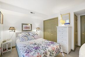 Surf Crest 103 1 Bedroom Condo by RedAwning