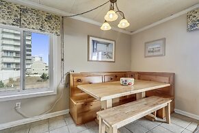 Bimini 107 2 Bedroom Condo by RedAwning