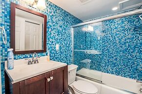 High Point South 1c 2 Bedroom Condo by RedAwning