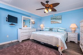 High Point South 1c 2 Bedroom Condo by RedAwning