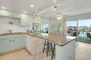 Thunder Island 147d 2 Bedroom Condo by RedAwning