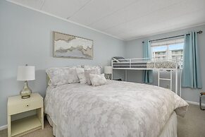 Thunder Island 147d 2 Bedroom Condo by RedAwning