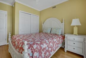 Bahia Vista I 508 4 Bedroom Condo by RedAwning