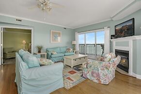 Bahia Vista I 508 4 Bedroom Condo by RedAwning