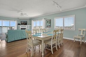 Bahia Vista I 508 4 Bedroom Condo by RedAwning