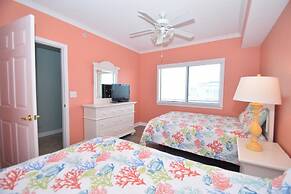 Bahia Vista I 508 4 Bedroom Condo by RedAwning