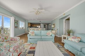 Bahia Vista I 508 4 Bedroom Condo by RedAwning