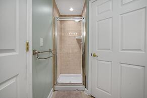 Bahia Vista I 508 4 Bedroom Condo by RedAwning