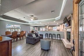 Love And Sunsets Ot 250b 10 Bedroom Home by RedAwning