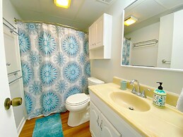 Thunder Island 109c 2 Bedroom Condo by RedAwning