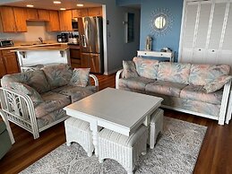 Thunder Island 109c 2 Bedroom Condo by RedAwning