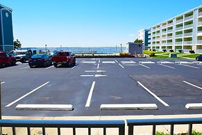 Thunder Island 109c 2 Bedroom Condo by RedAwning