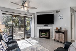 Beautifully remodeled 2 bedroom villa - 12D West Hyde Park 2 Villa