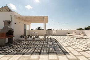 Bilocale con piscina a 500 m dal mare