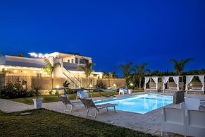 Bilocale con piscina a 500 m dal mare