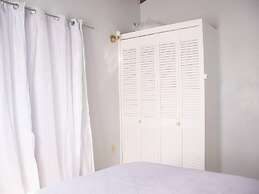 Apt 2 Stylish 2 bed Cosy and Comfortable