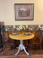 Mountain Aire Cottages & Inn