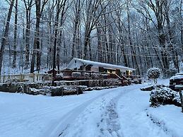 Mountain Aire Cottages & Inn