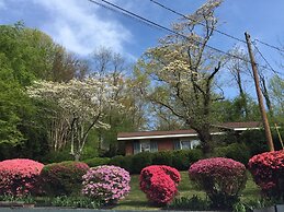 Mountain Aire Cottages & Inn