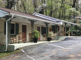Mountain Aire Cottages & Inn