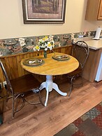 Mountain Aire Cottages & Inn