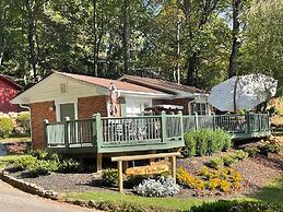 Mountain Aire Cottages & Inn