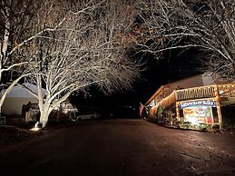 Mountain Aire Cottages & Inn