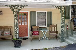 Mountain Aire Cottages & Inn