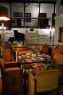 Casa Francisco Hotel