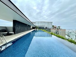 Le Places The Luxury MarQ Saigon Apartment