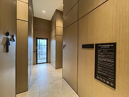 Le Places The Luxury MarQ Saigon Apartment
