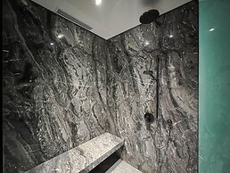 Le Places The Luxury MarQ Saigon Apartment