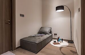 Le Places The Luxury MarQ Saigon Apartment