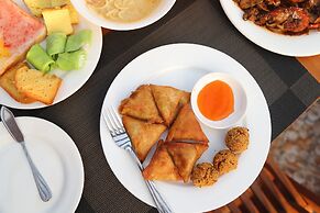 Gawyangyi Hotel & Resort