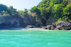 Gawyangyi Hotel & Resort