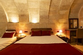 Uzay Cave Suite Hotel