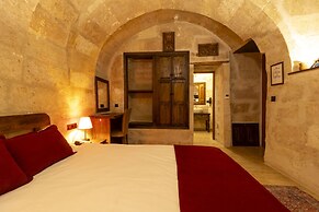 Uzay Cave Suite Hotel