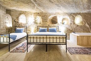 Uzay Cave Suite Hotel