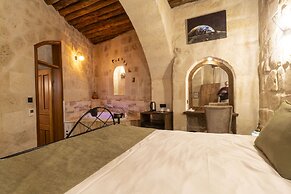 Uzay Cave Suite Hotel