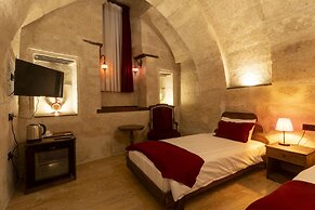 Uzay Cave Suite Hotel