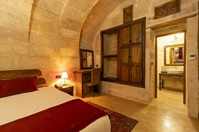 Uzay Cave Suite Hotel