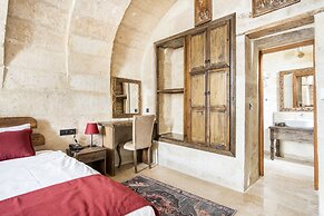 Uzay Cave Suite Hotel