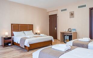 Hotel Aura in Digomi