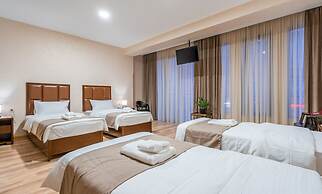 Hotel Aura in Digomi