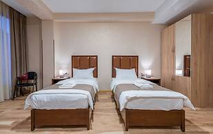 Hotel Aura in Digomi