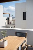 Athina Milos Suites