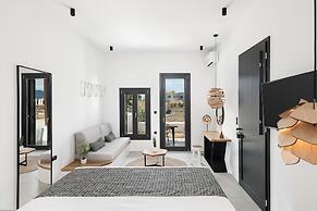 Athina Milos Suites