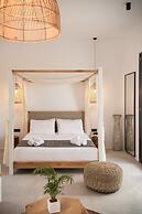 Athina Milos Suites
